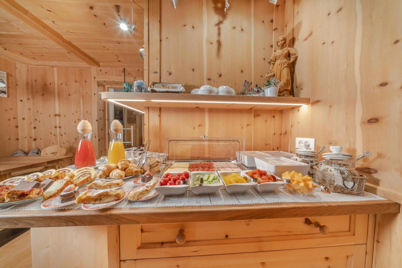 Garni Tramans Bed and Breakfast Sëlva Buitenkant foto